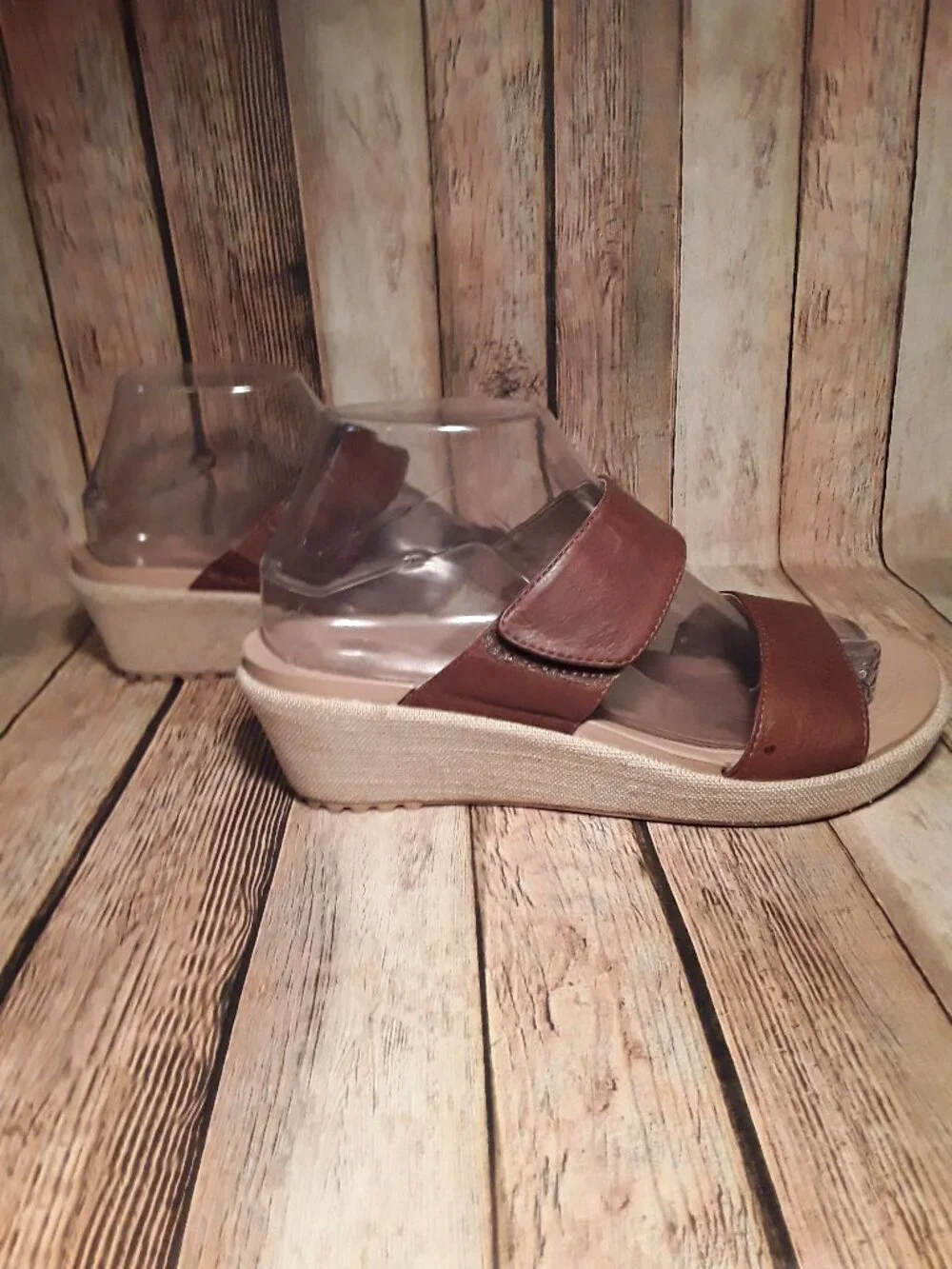 Crocs Brown Sandals - Picture 5 of 10